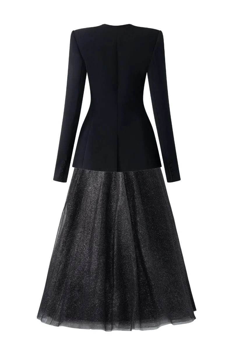 BLACK LONG SLEEVE TRAPEZOID NECKLINE BLAZER AND SKIRT SET