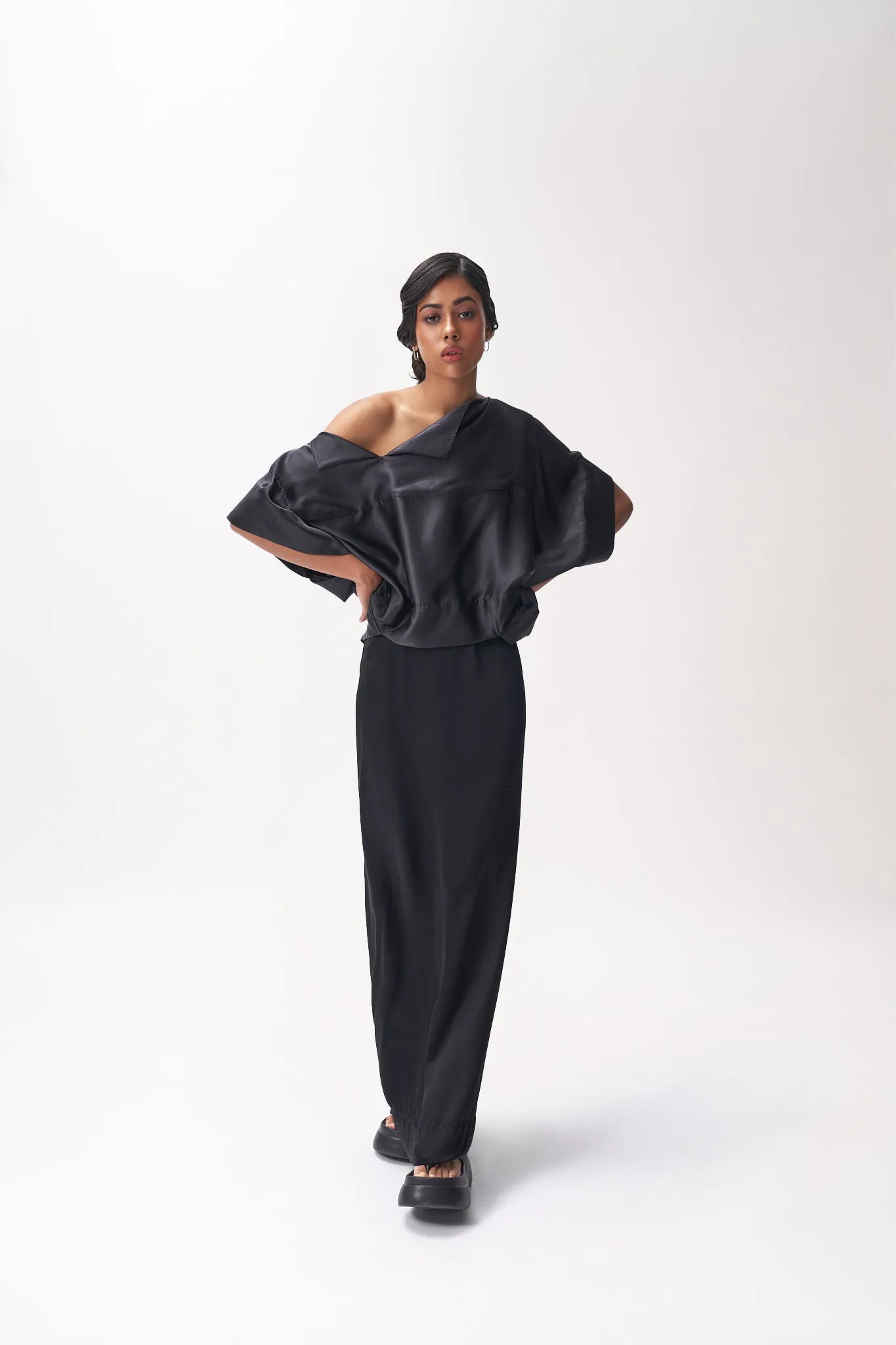 Off-shoulder Cropped Top