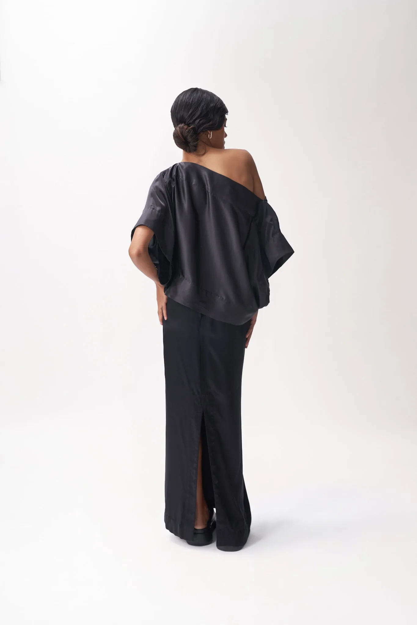 Off-shoulder Cropped Top
